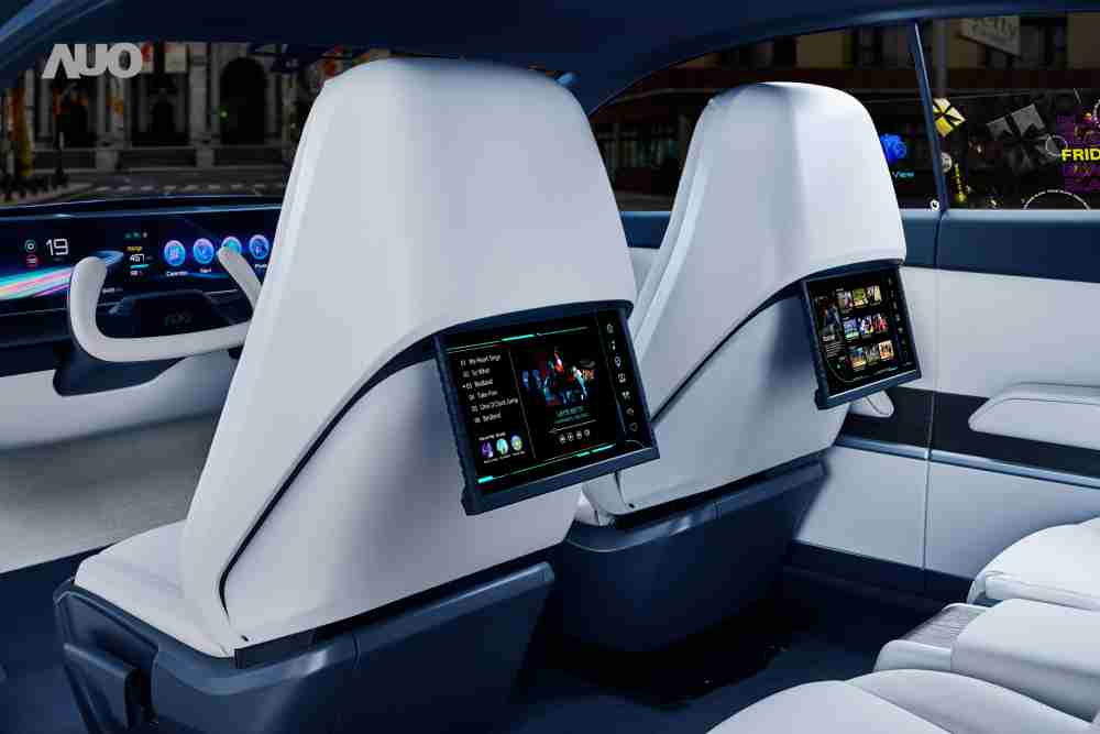 尊时凯龙将于CES 展示全新Smart Cockpit 2024，，，，可紧密串连使用者多元需求，，，并革新座舱内部的应用和设计，，带来身历其境且引人入胜的视觉飨宴，，，，满足驾乘人员的全方位体验