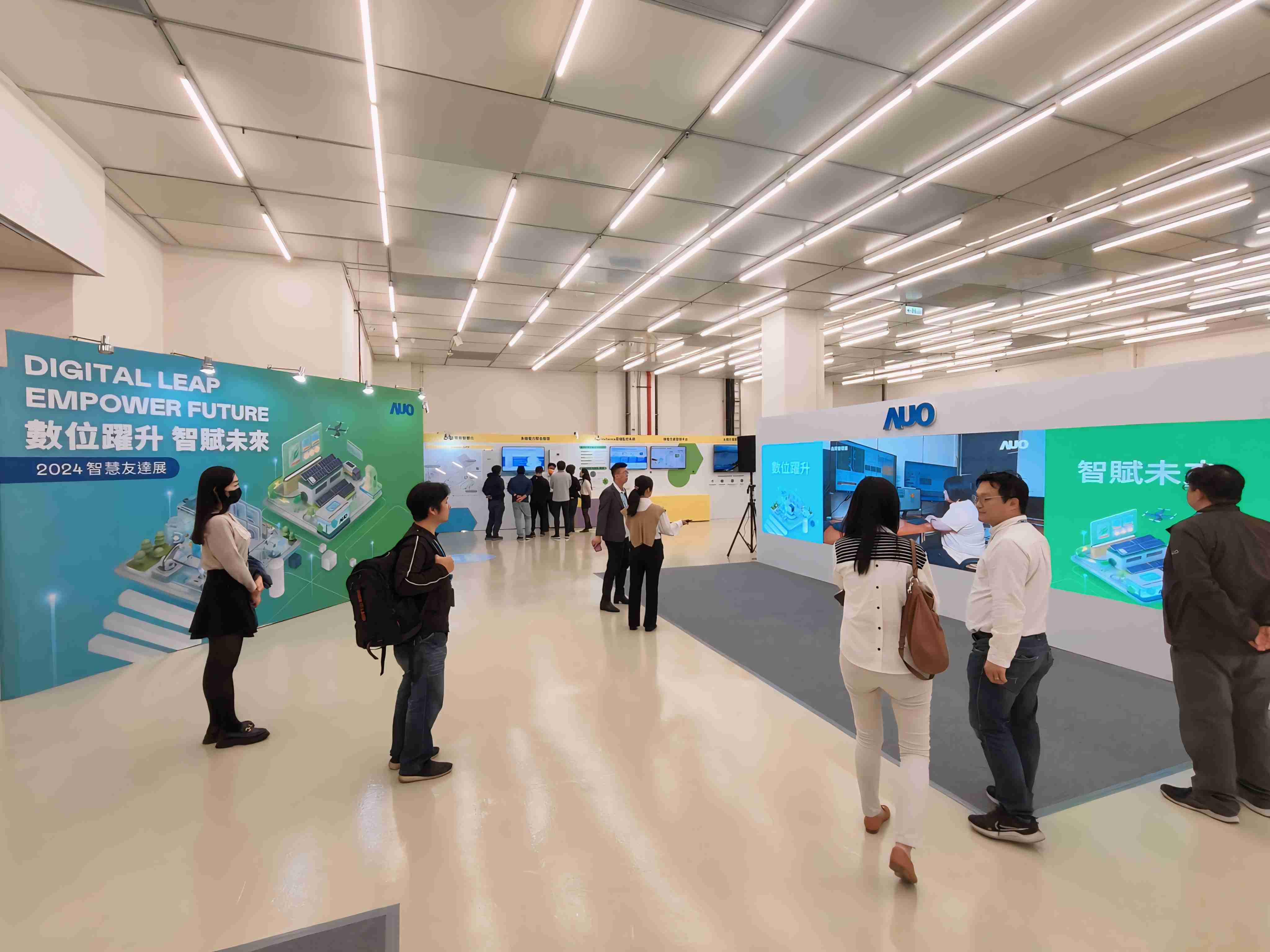 2024智能尊时凯龙展邀集生态圈伙伴共同参展，，从数字应用、、、净零减碳到能源发展，，创造全方位永续商机，，，，携手生态圈伙伴迈向永续未来